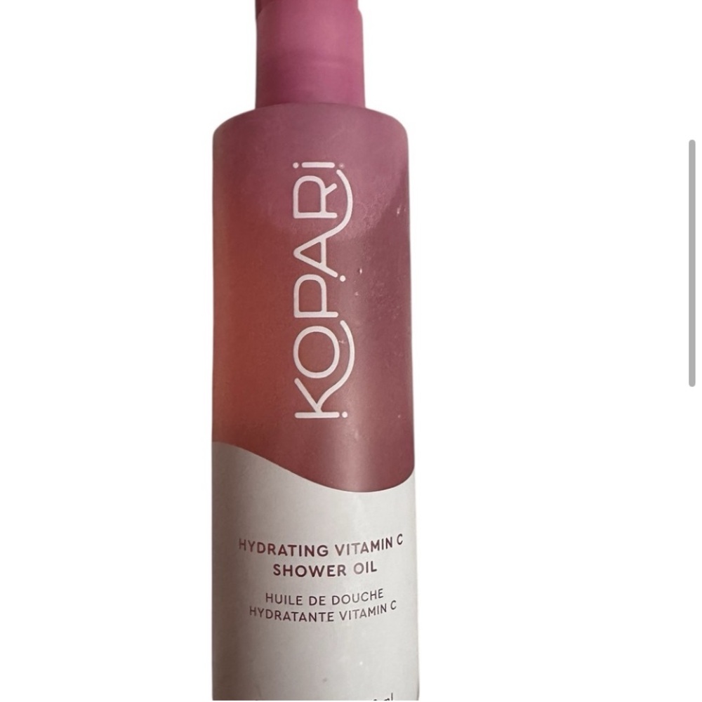 New Kopari Hydrating Vitamin C Shower Oil